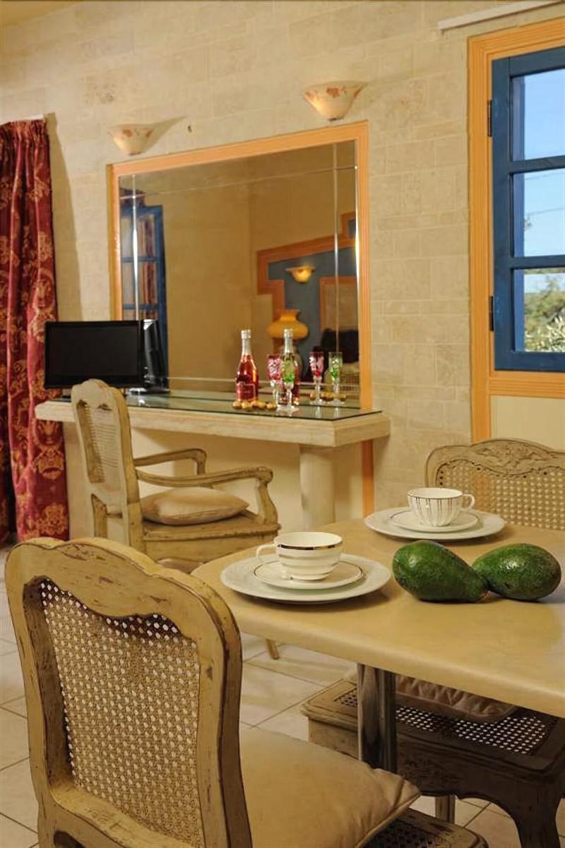 Parthenis Hotel & Suites Malia Dış mekan fotoğraf